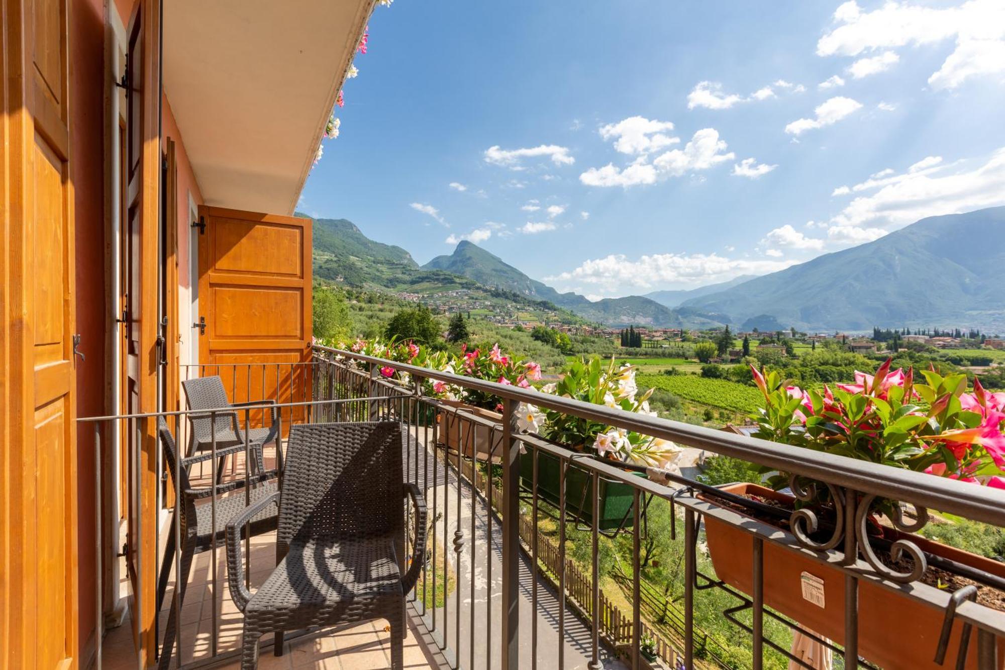 Agritur Eden Marone Villa Рива дел Гарда Екстериор снимка