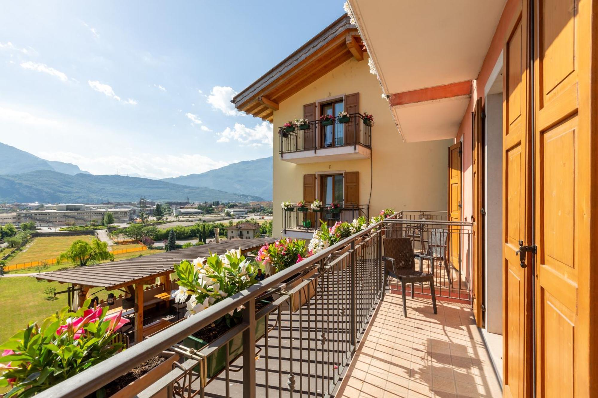 Agritur Eden Marone Villa Рива дел Гарда Екстериор снимка